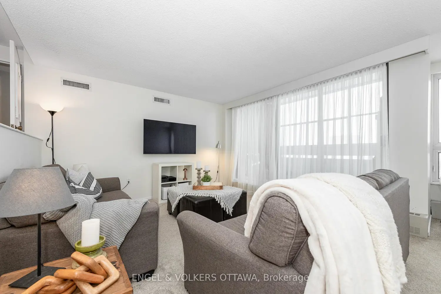 Additional image 4 of 373 Laurier Avenue 906