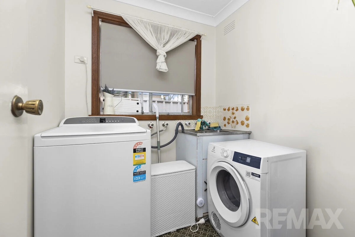 Additional image 11 of 4 Nyrang Street, Tolland NSW 2650