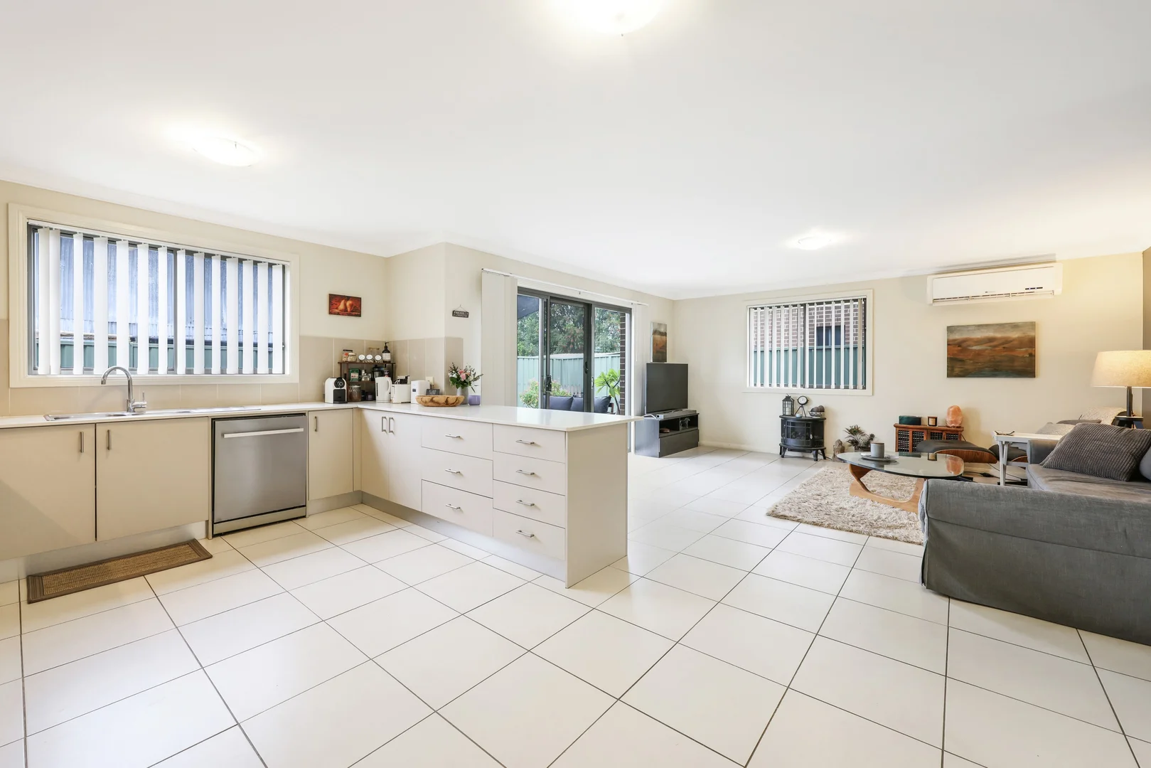 6/82 Palace Street, Denman NSW 2328 photo 4