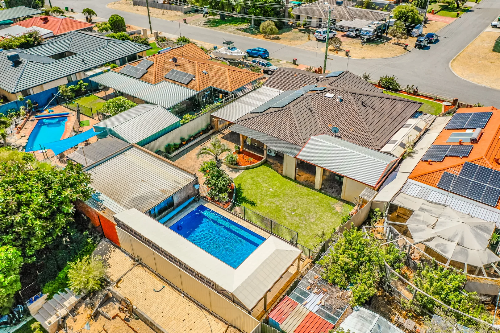 9 Barbrook Way, Warnbro WA 6169 photo 2