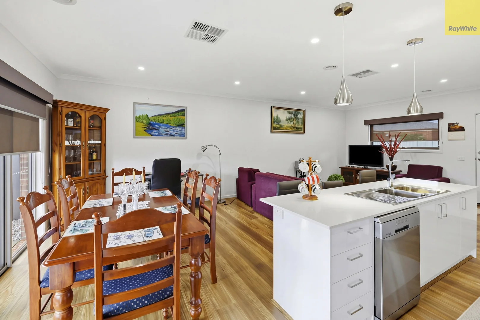 6/100 Masons Lane, Bacchus Marsh VIC 3340 photo 4