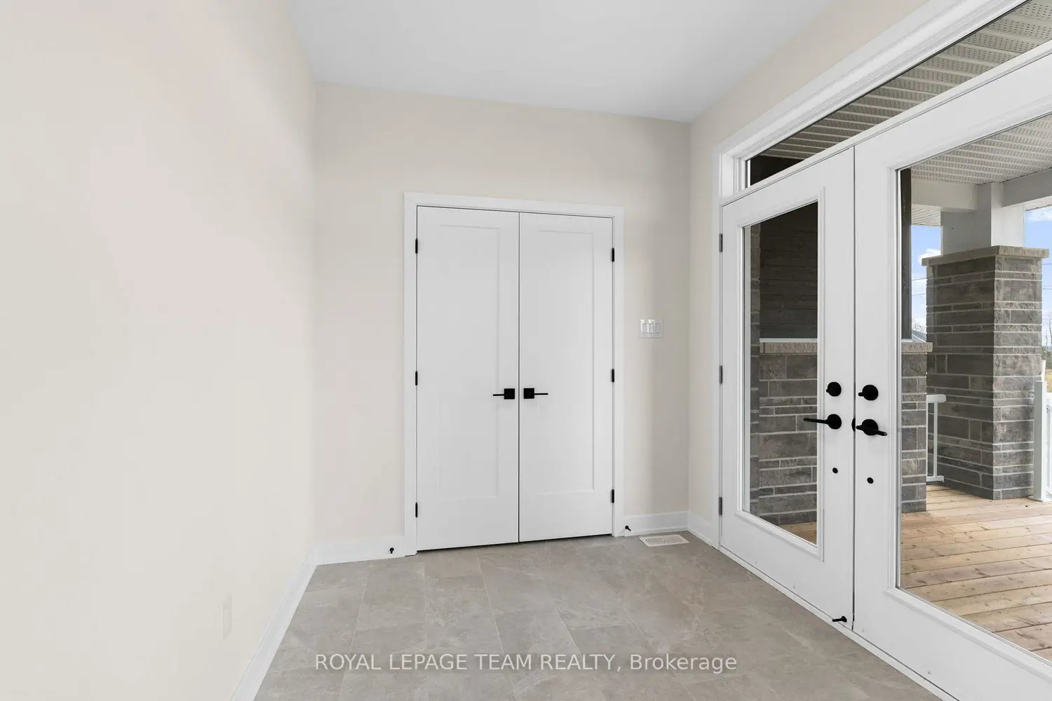 62 Hogan Drive photo 5