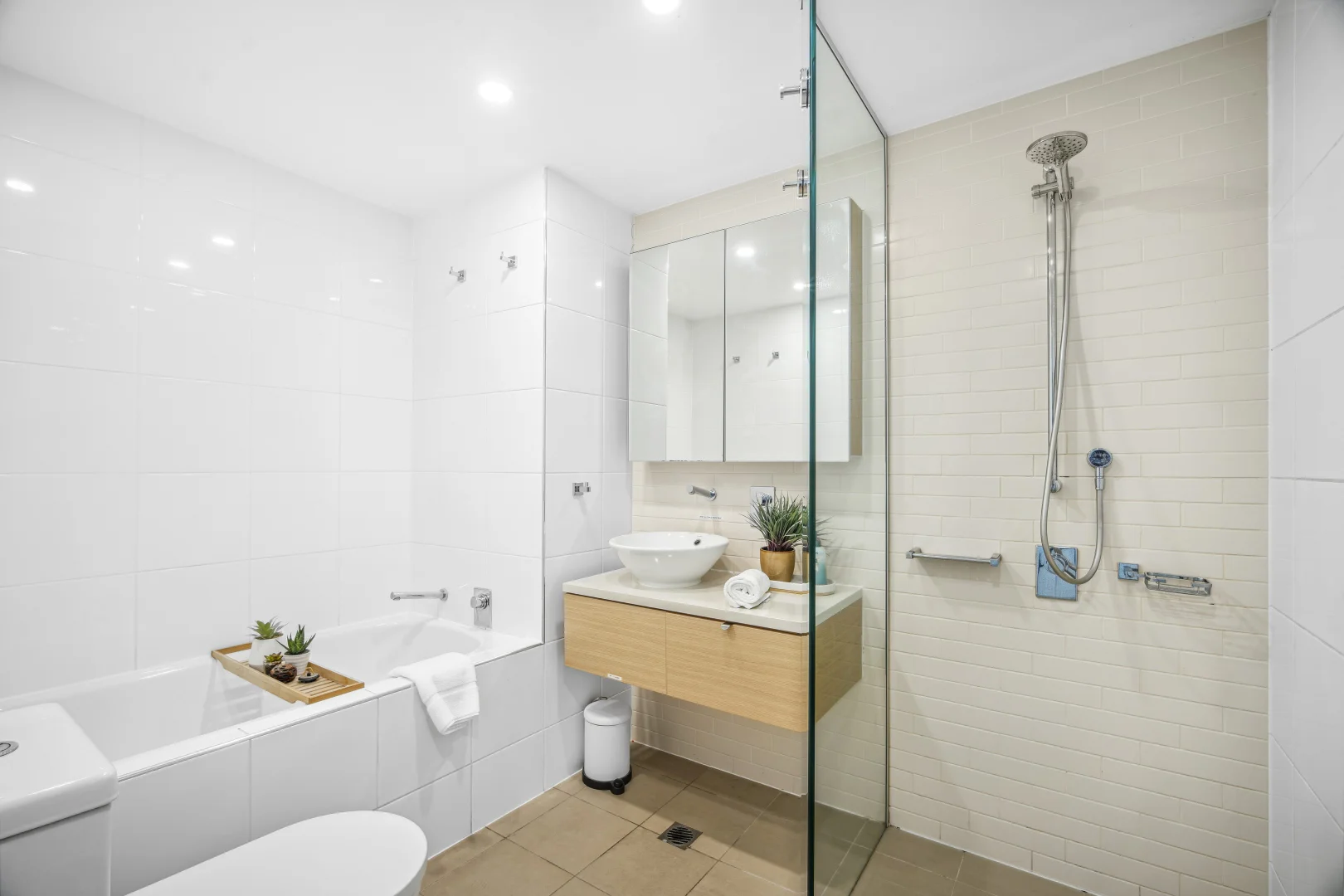 Additional image 17 of 223/19B Kitchener Drive, Darwin City NT 0800