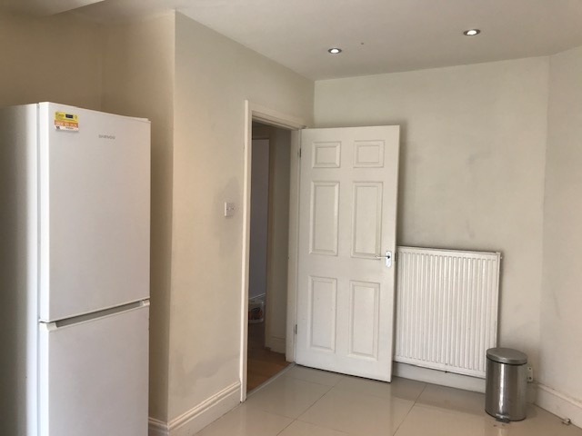 Additional image 11 of 3 Bed Flat, St. George Court, B15, N1 7GU