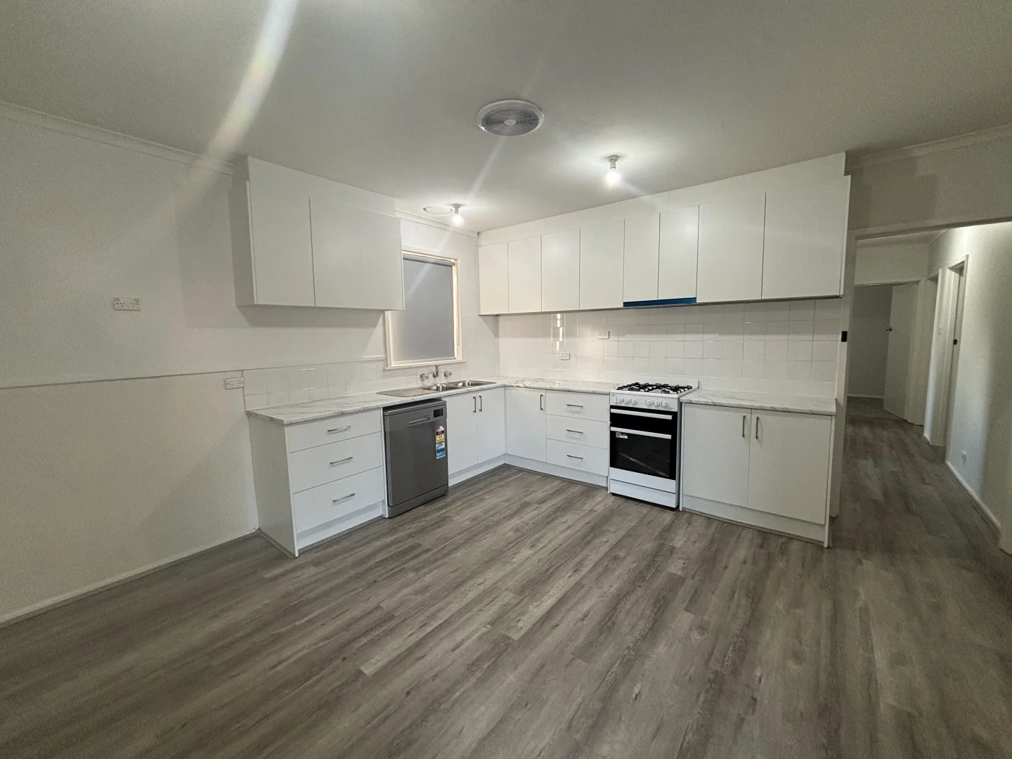 Additional image 3 of 2 Myrtle Street, Werribee VIC 3030