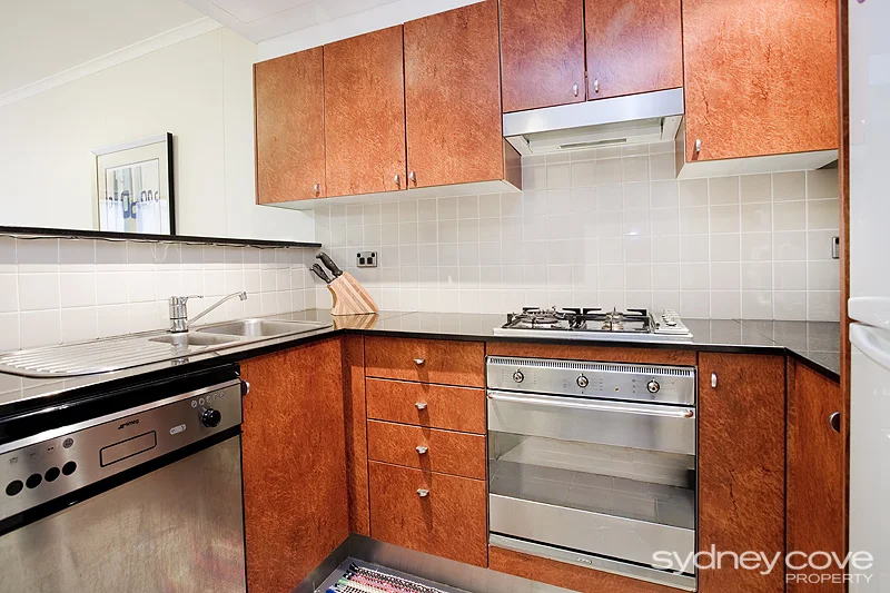 1 Hosking Pl, Sydney NSW 2000
