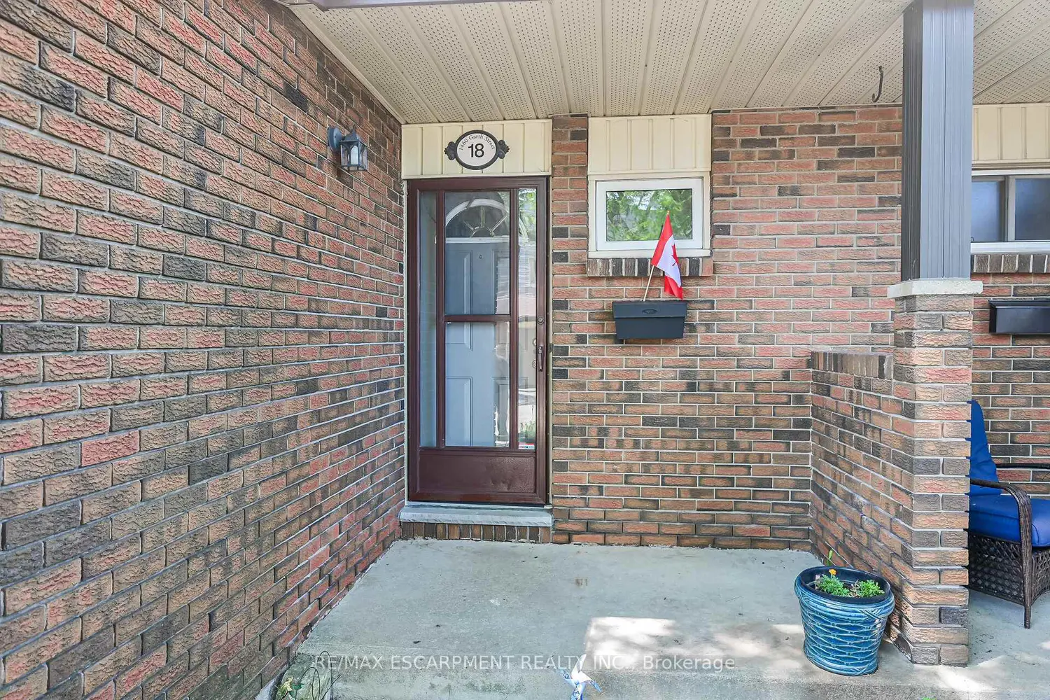 Additional image 2 of 1460 Garth Street 18
