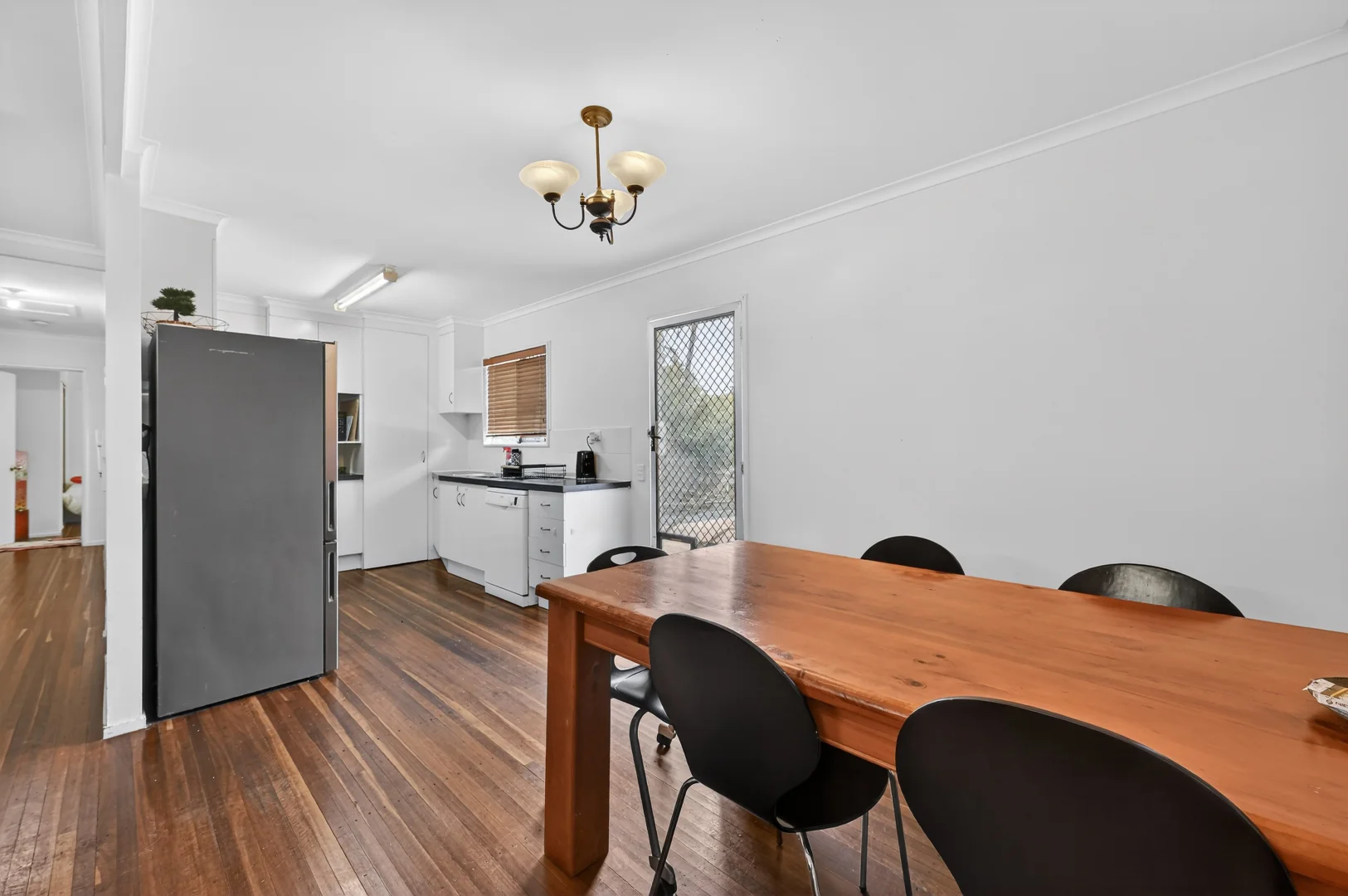 10 Aloomba Crescent, Cranbrook QLD 4814 photo 4