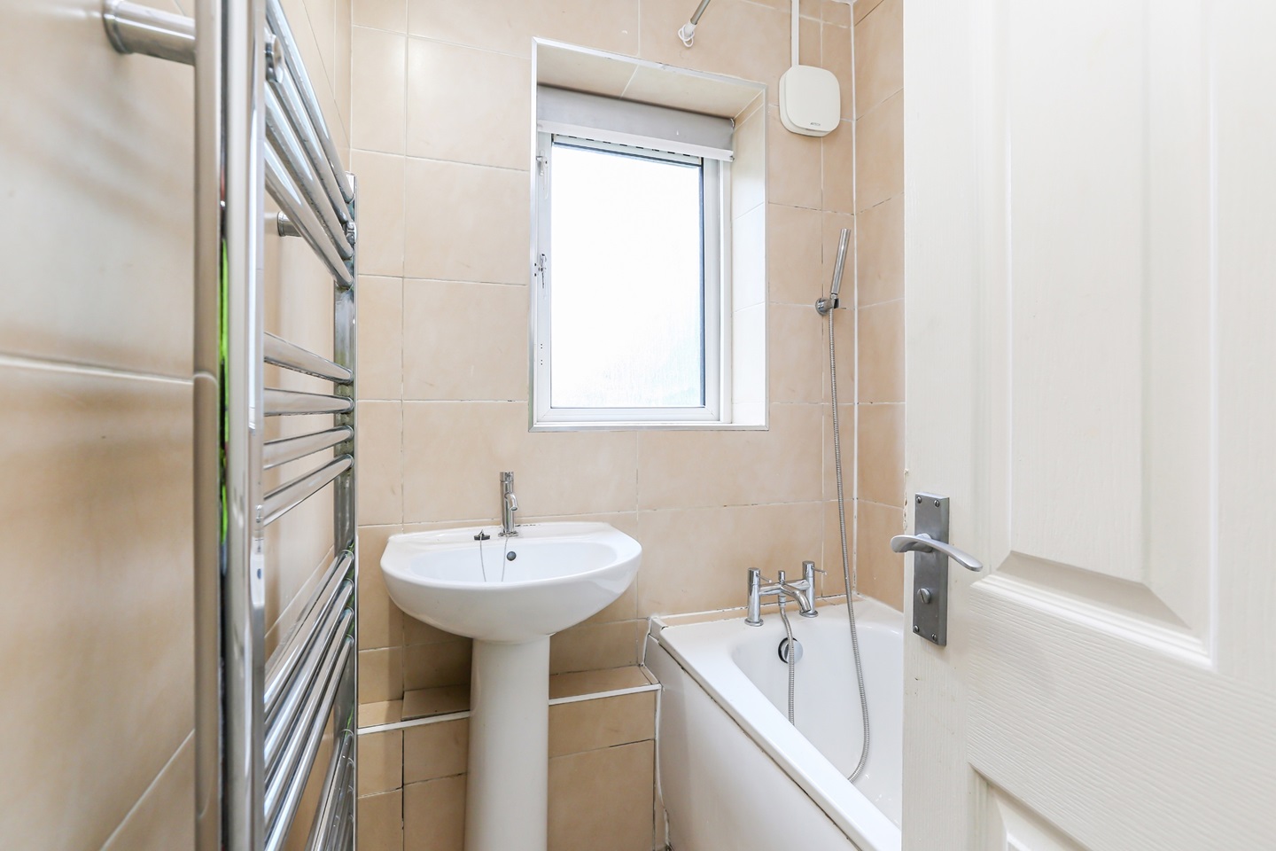 Additional image 6 of 4 Bed Flat, Fender Court, SW4, N1 7GU
