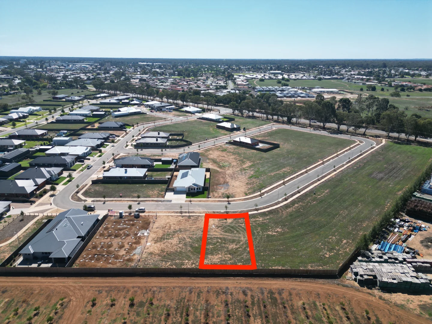 31 Anjou Circuit, Cobram VIC 3644 photo 3