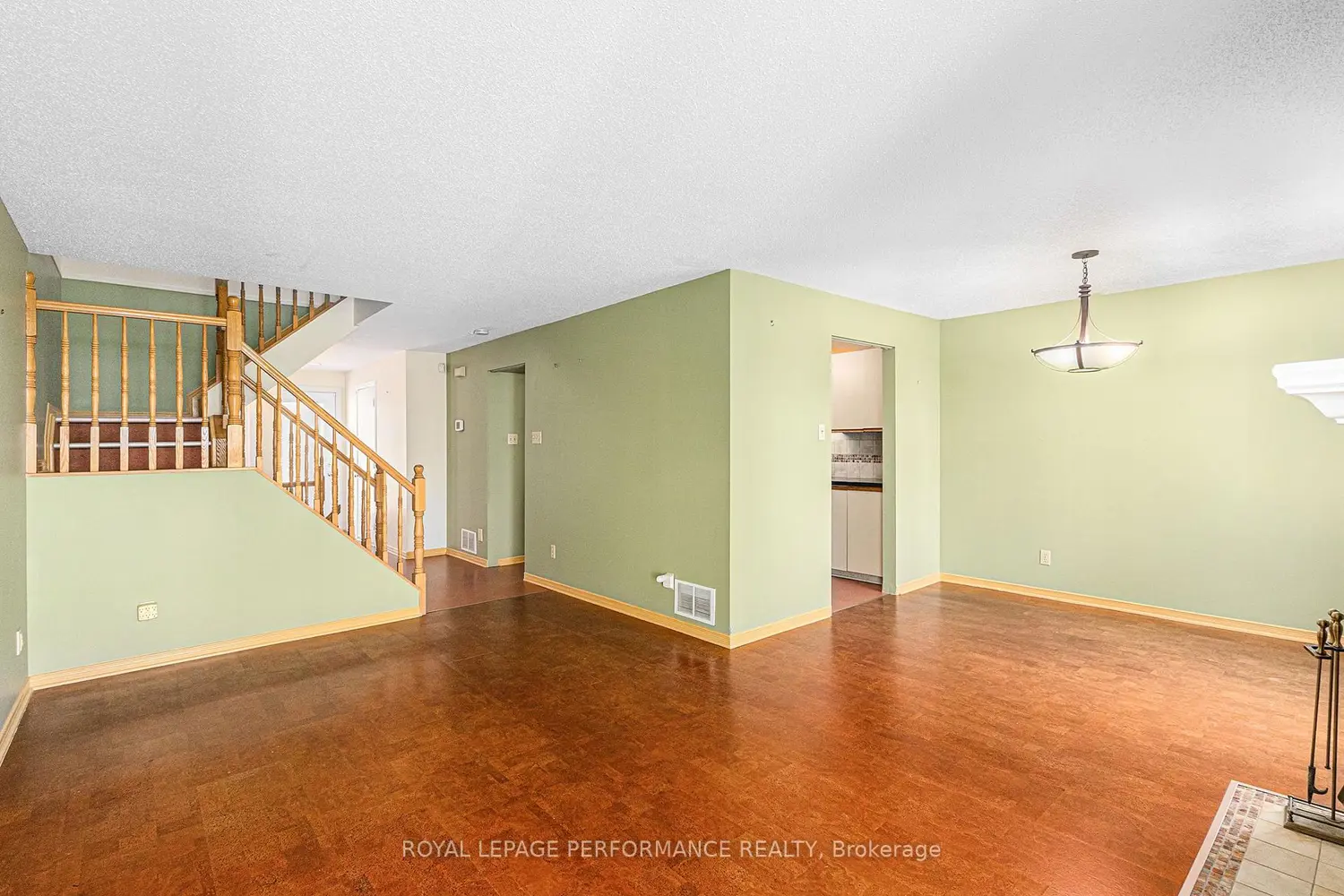 Additional image 5 of 2015 Summerfields Crescent