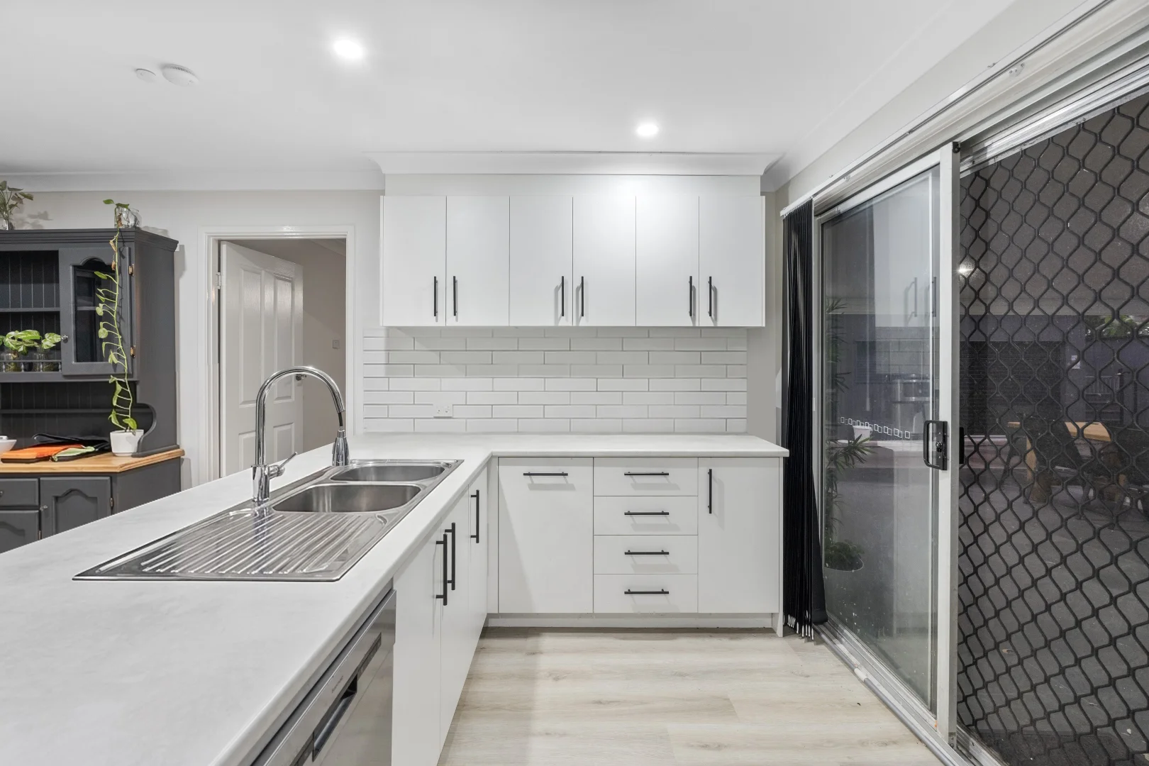 Additional image 9 of 3 Crestview Street, Loganlea QLD 4131