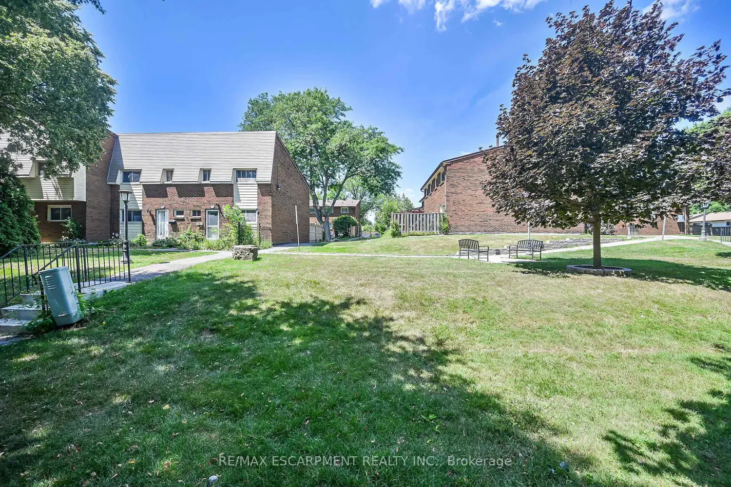 Additional image 19 of 1460 Garth Street 18