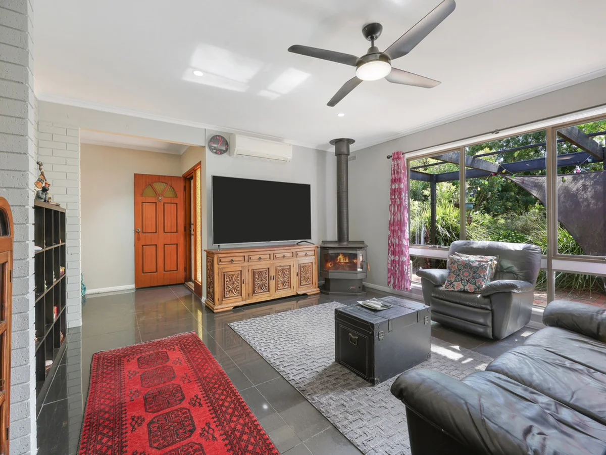 Additional image 3 of 24 Mount Road, Mortlake VIC 3272