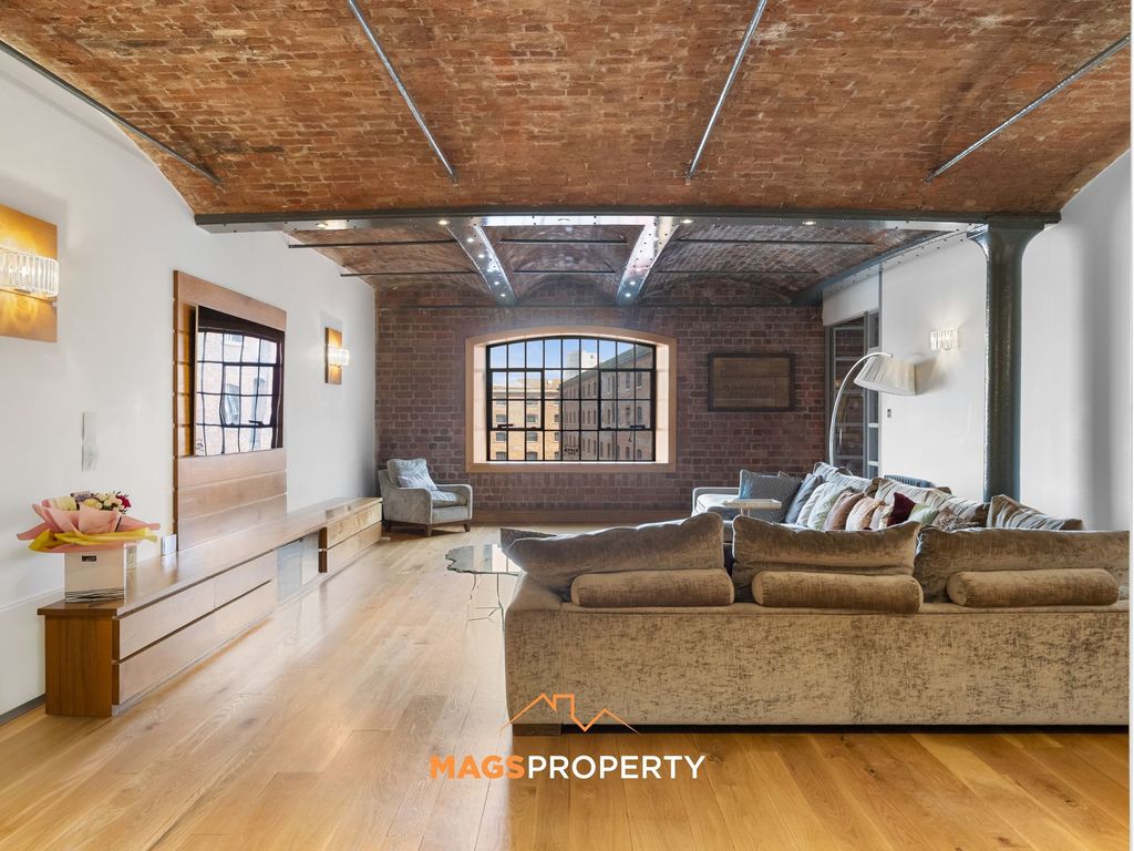 4 bed flat for saleAlbert Dock, Liverpool L3 photo 4