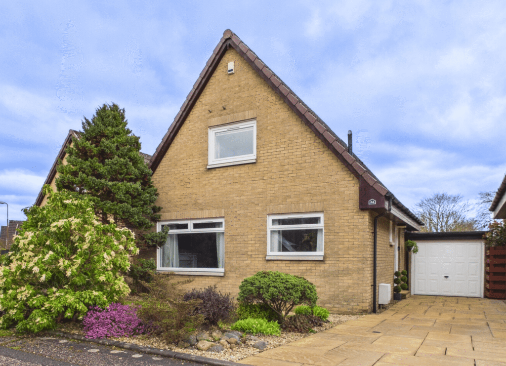 3 bed detached house for sale24 Kirkfield West, Livingston Village, Livingston EH54