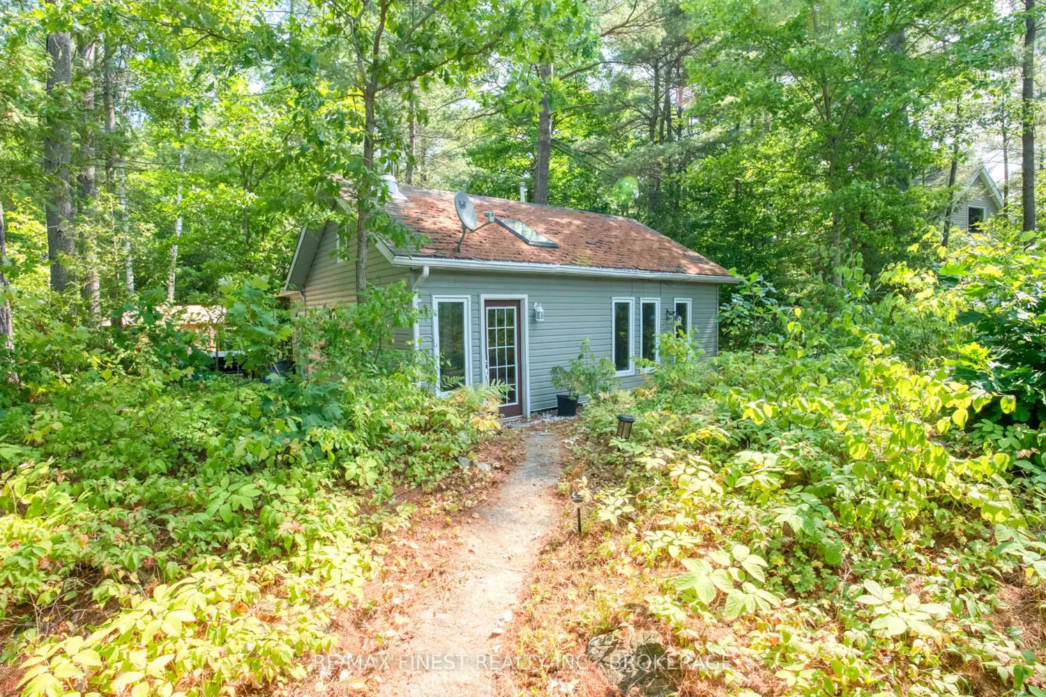 Additional image 4 of 1036A Twin Lake Lane