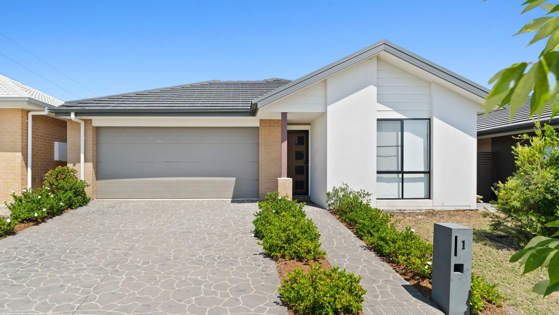 1 Taranga Street, Gledswood Hills NSW 2557