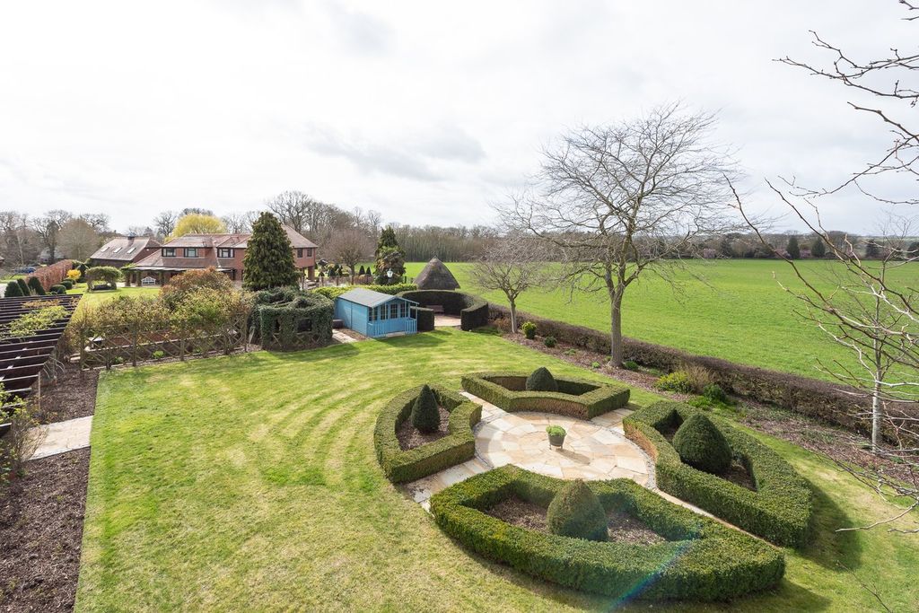 Additional image 45 of 5 bed detached house for saleWestfield Road, Oakley, Bedfordshire MK43
