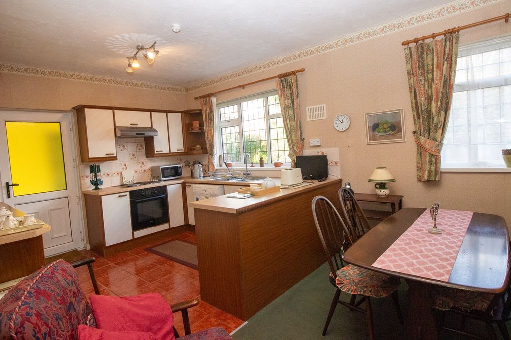 Additional image 4 of 3 bed detached house for saleColhugh Street, Llantwit Major CF61