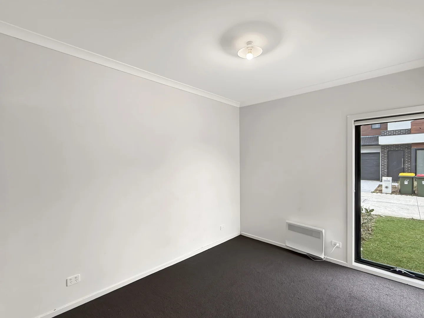 9 Hanford Lane, Wallan VIC 3756 photo 2