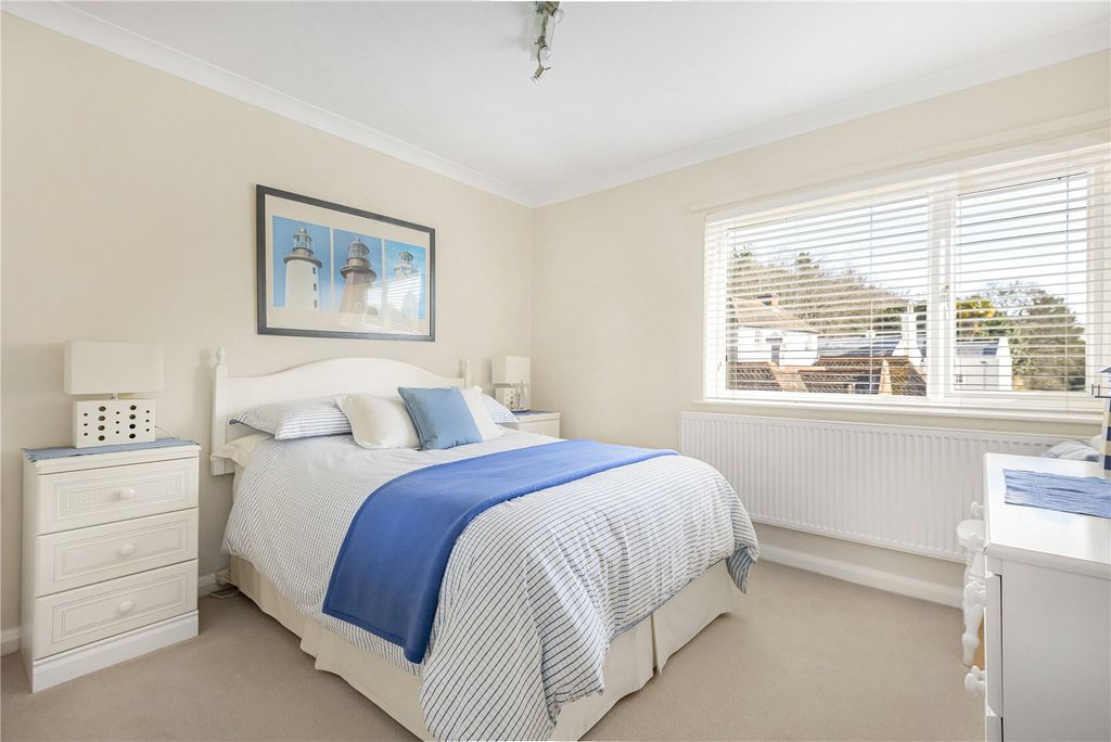 Additional image 12 of 3 bed flat for saleMarsh Mills, Wargrave Road, Henley-On-Thames, Oxfordshire RG9