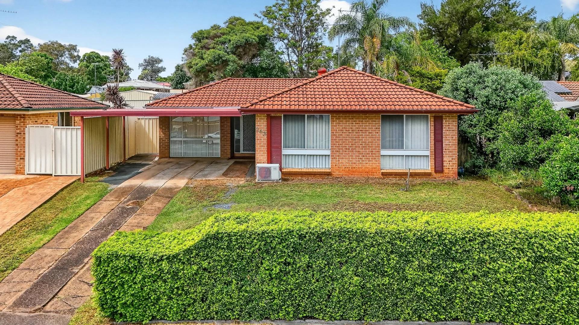 263 Welling Drive, Mount Annan NSW 2567