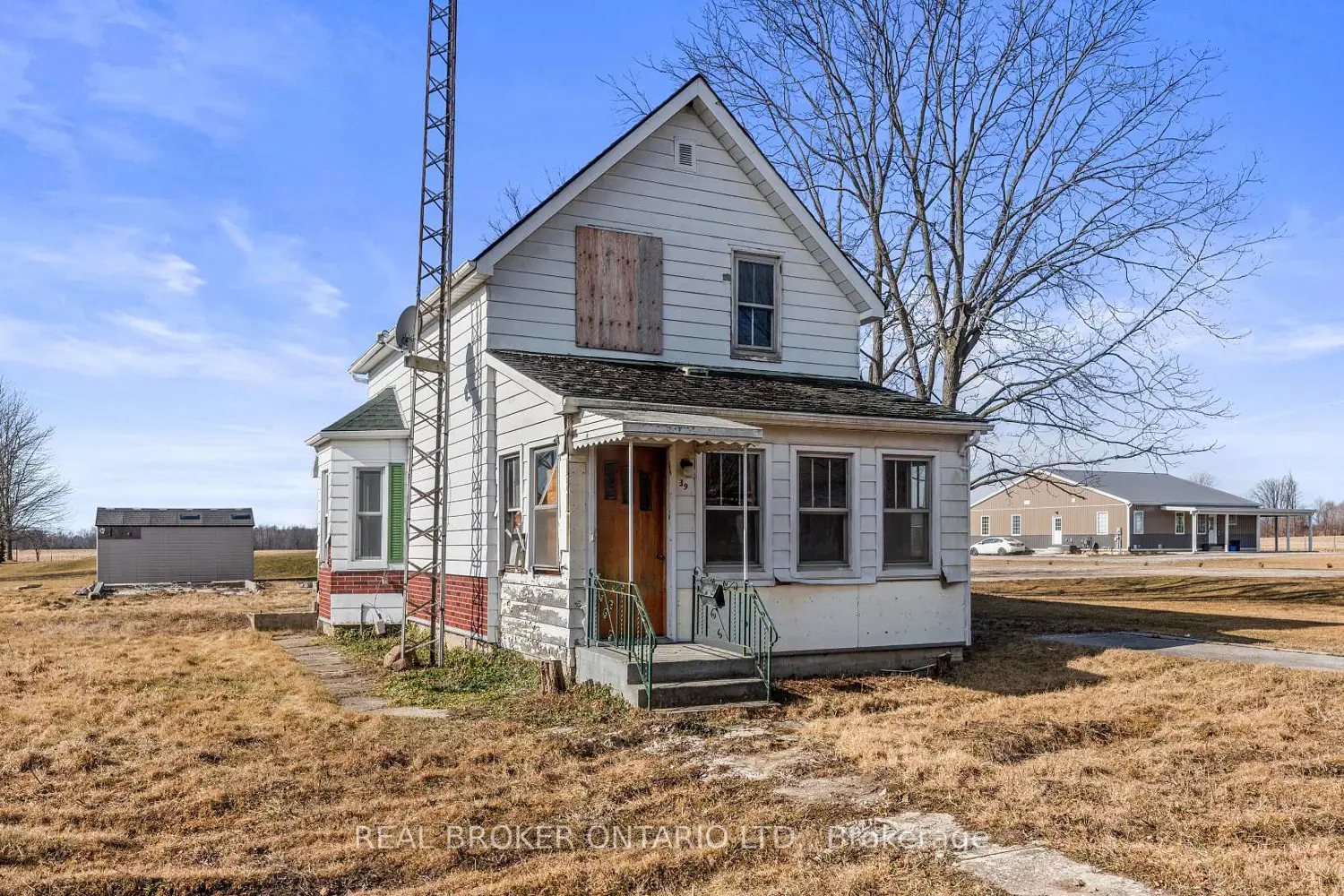 9613 Currie Road photo 3