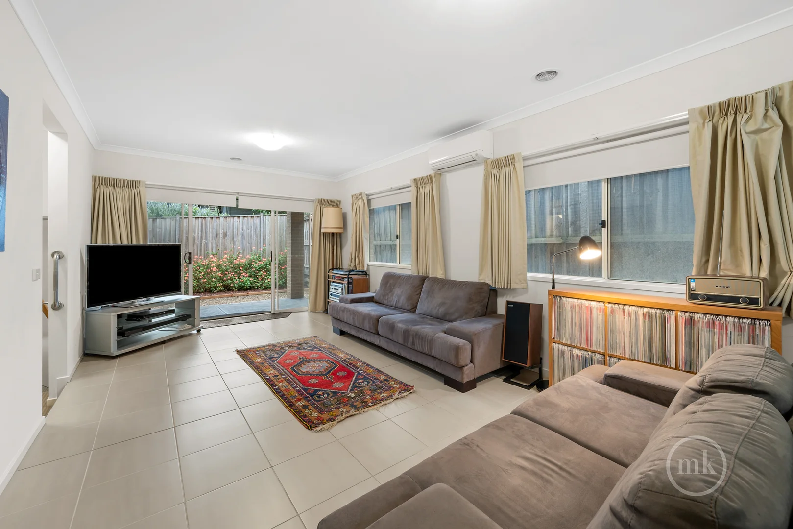 9 Besra Drive, Doreen VIC 3754 photo 4