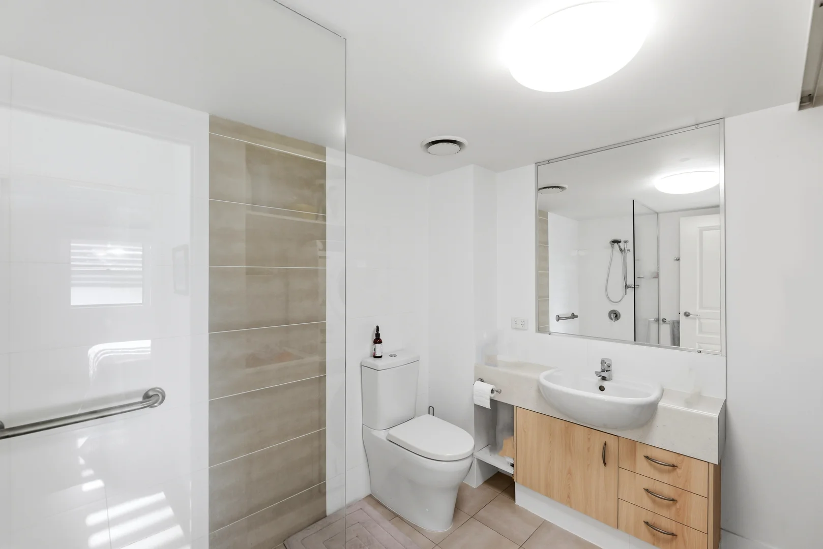 Additional image 10 of 5/4 Park Ave, Burleigh Heads QLD 4220
