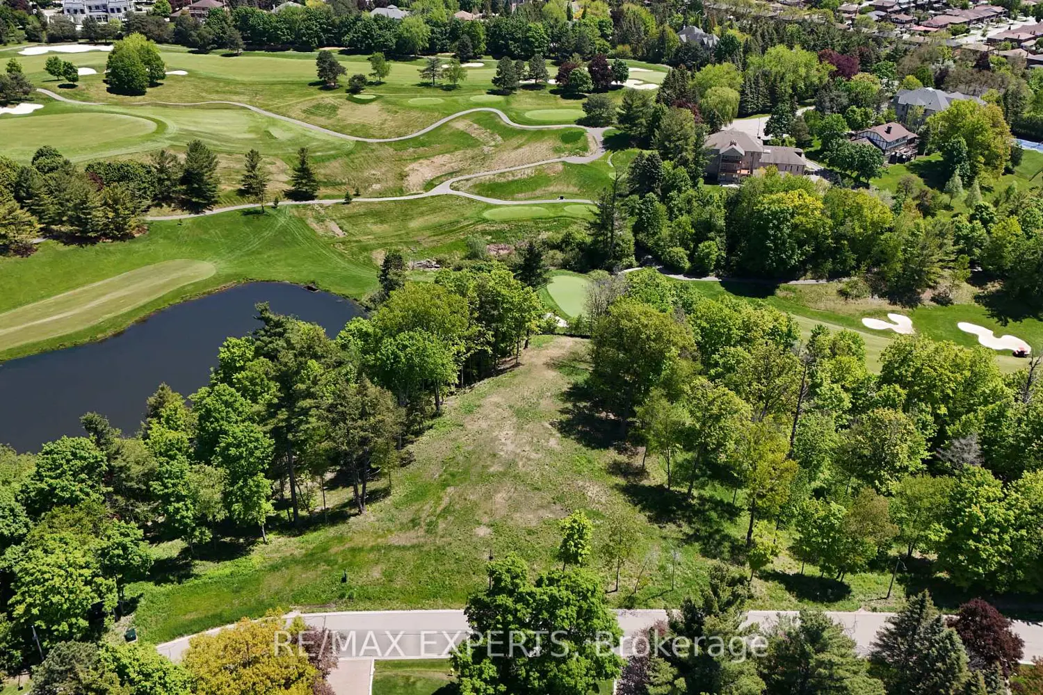 167 National Drive photo 2