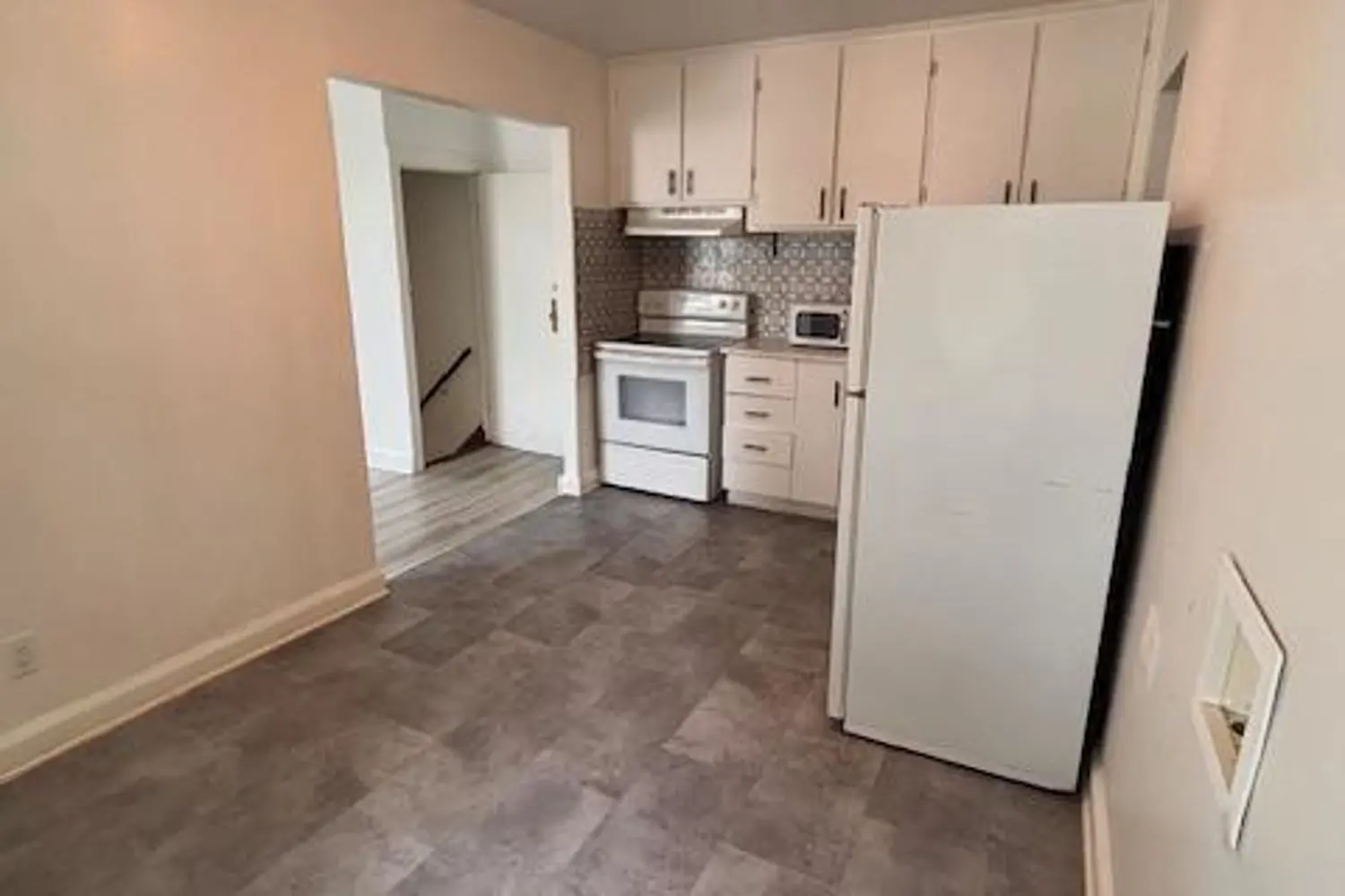 Additional image 2 of 266 Emond Street