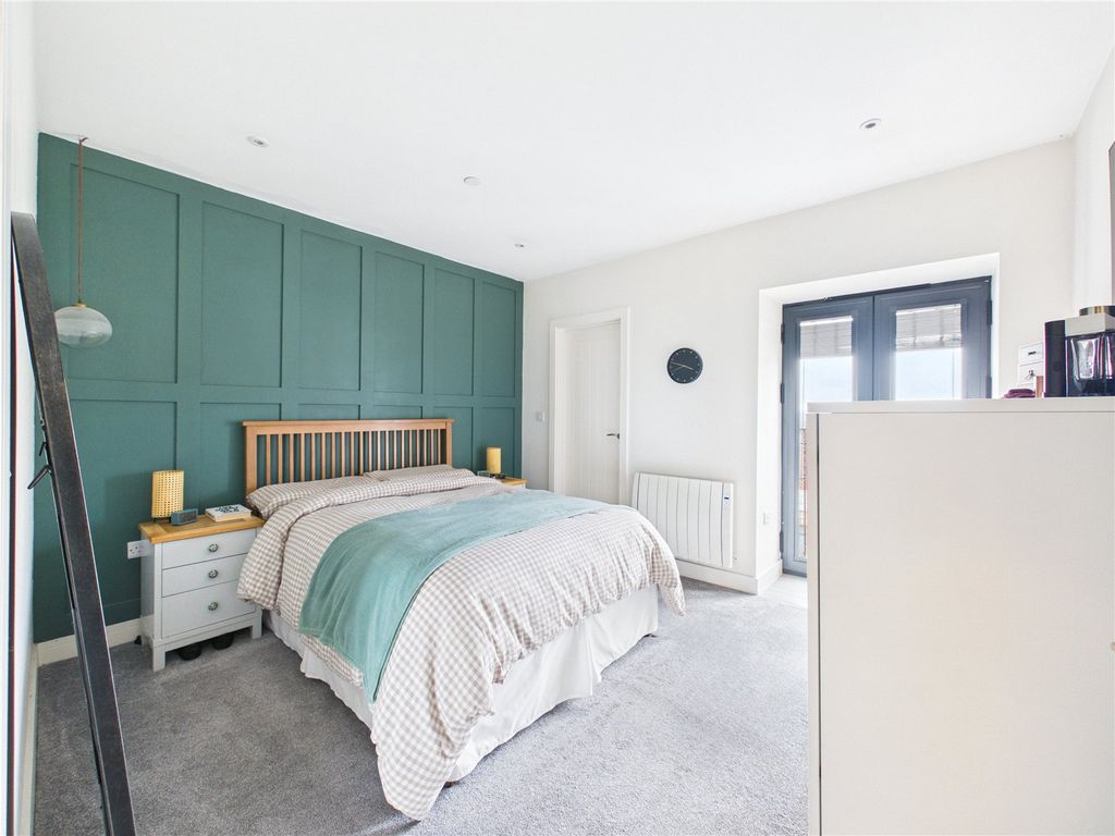Additional image 6 of 2 bed flat for saleDownend Road, Kingswood, Bristol BS15