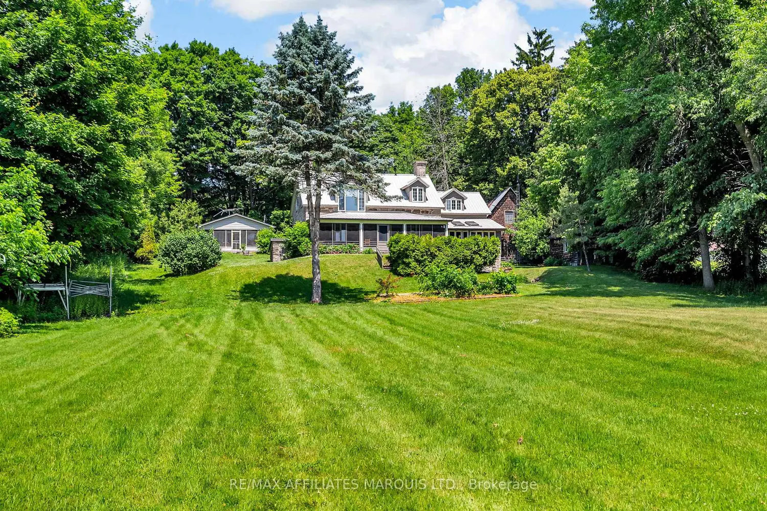 20824 South Service Road
