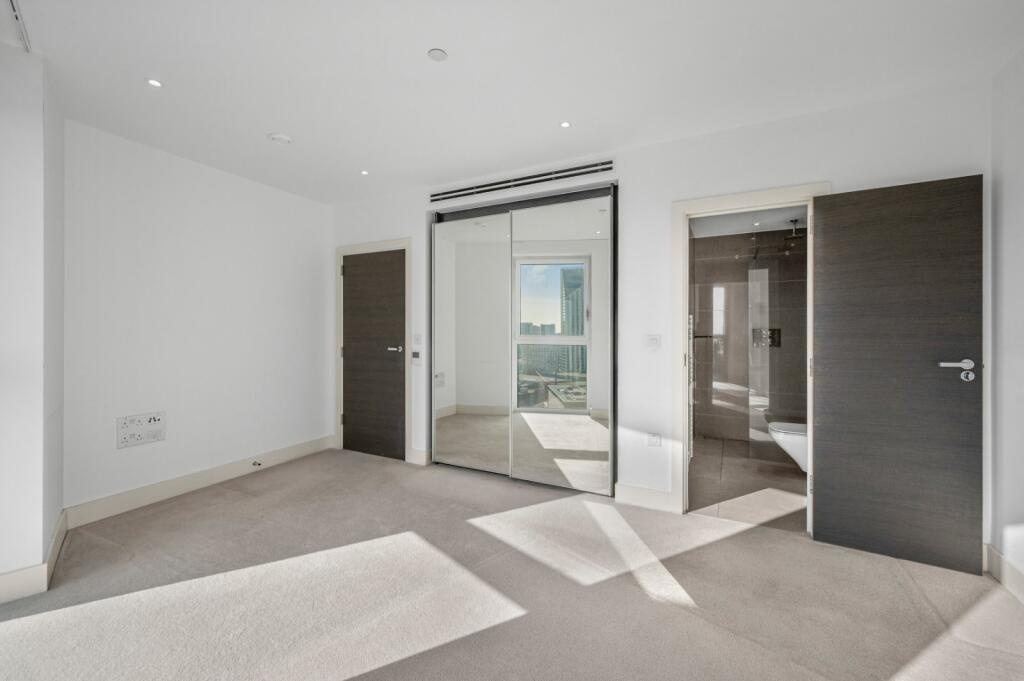 2 Bed Flat, Conquest Tower, SE1, N1 7GU photo 5