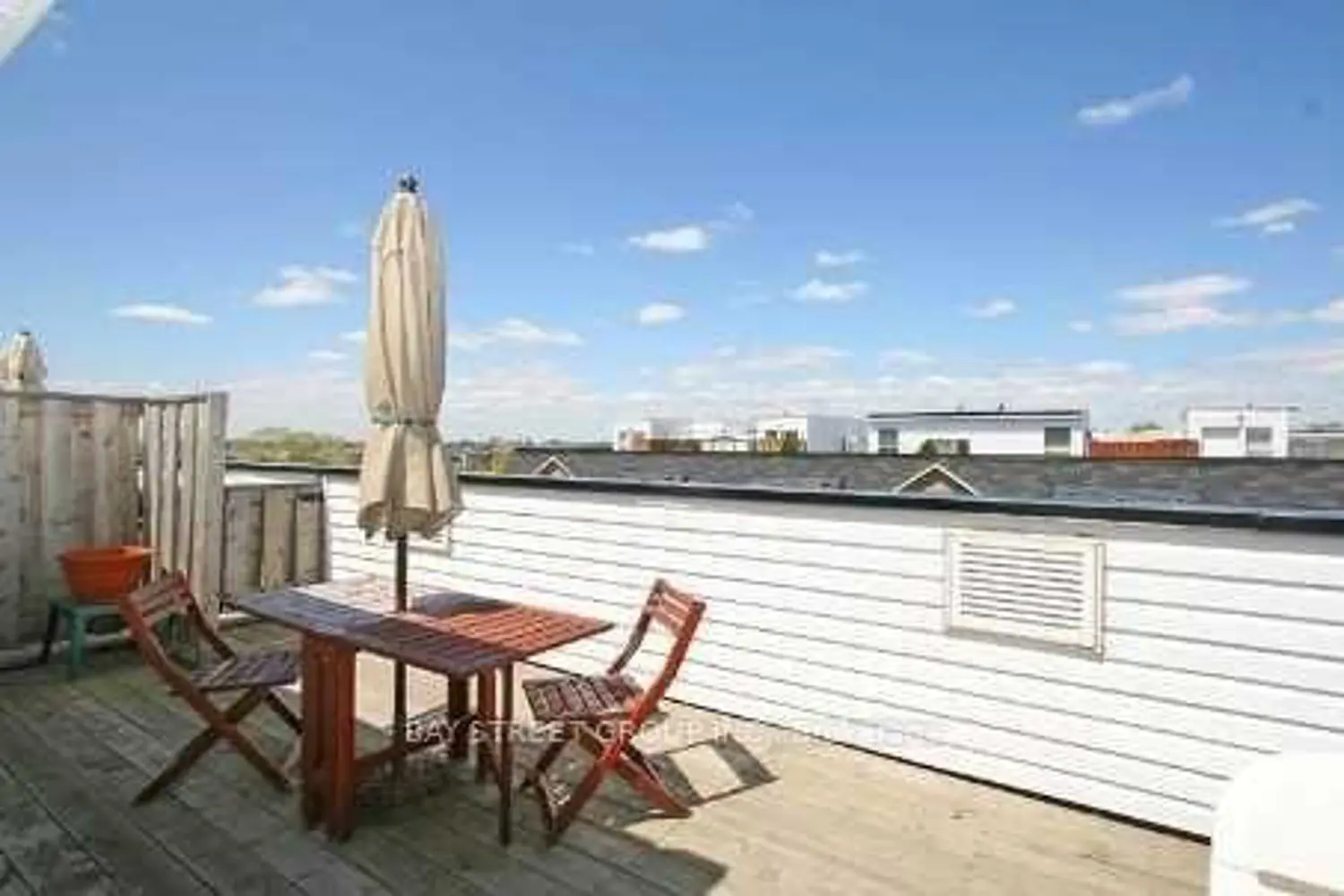 Additional image 9 of 760 Lawrence Avenue 87