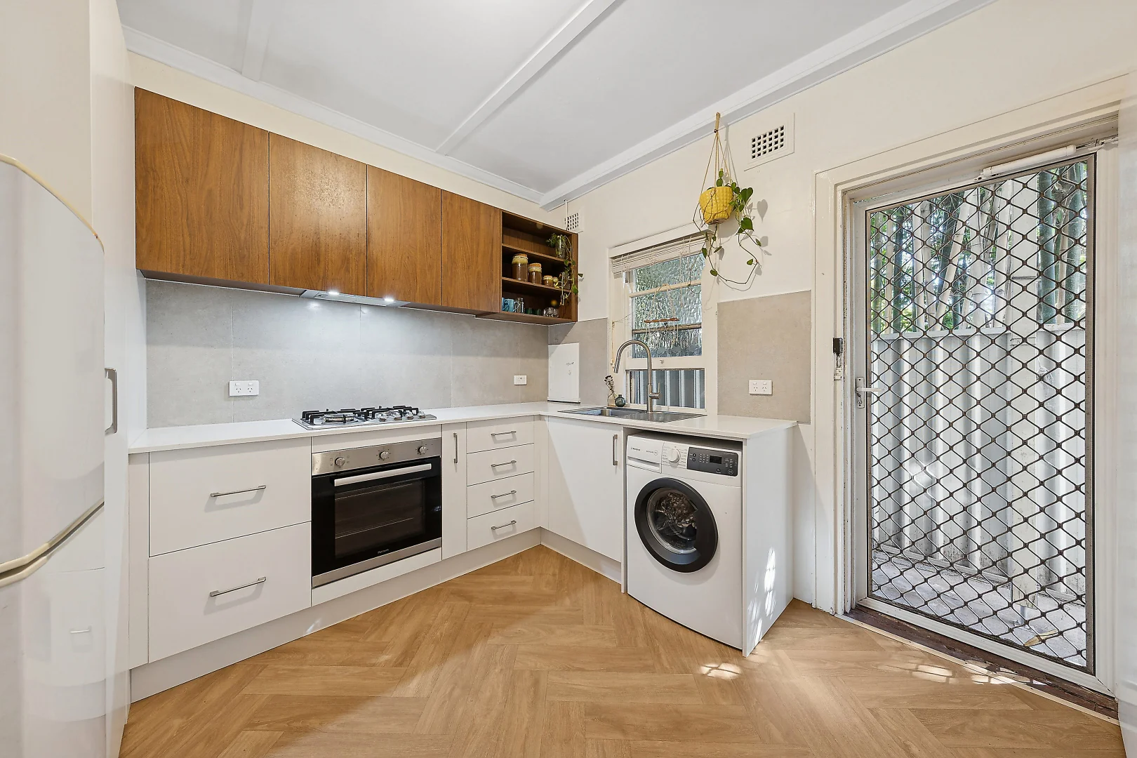Additional image 5 of 10/344 Darby Street, Bar Beach NSW 2300