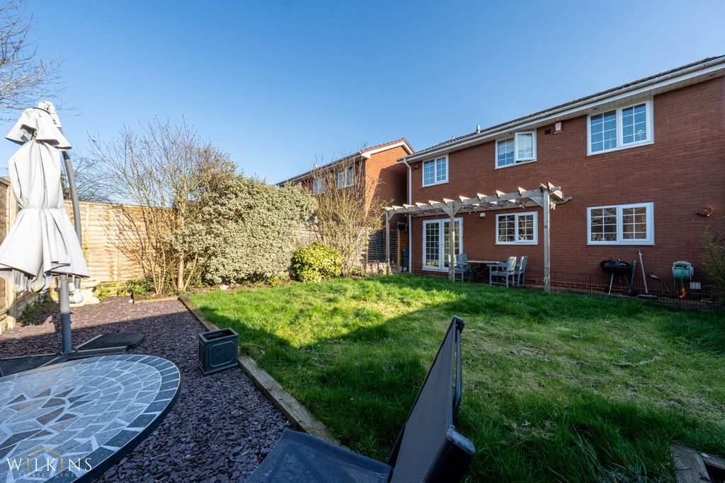 Additional image 26 of 4 bed detached house for saleDorset Close, Tamworth, Staffordshire B78