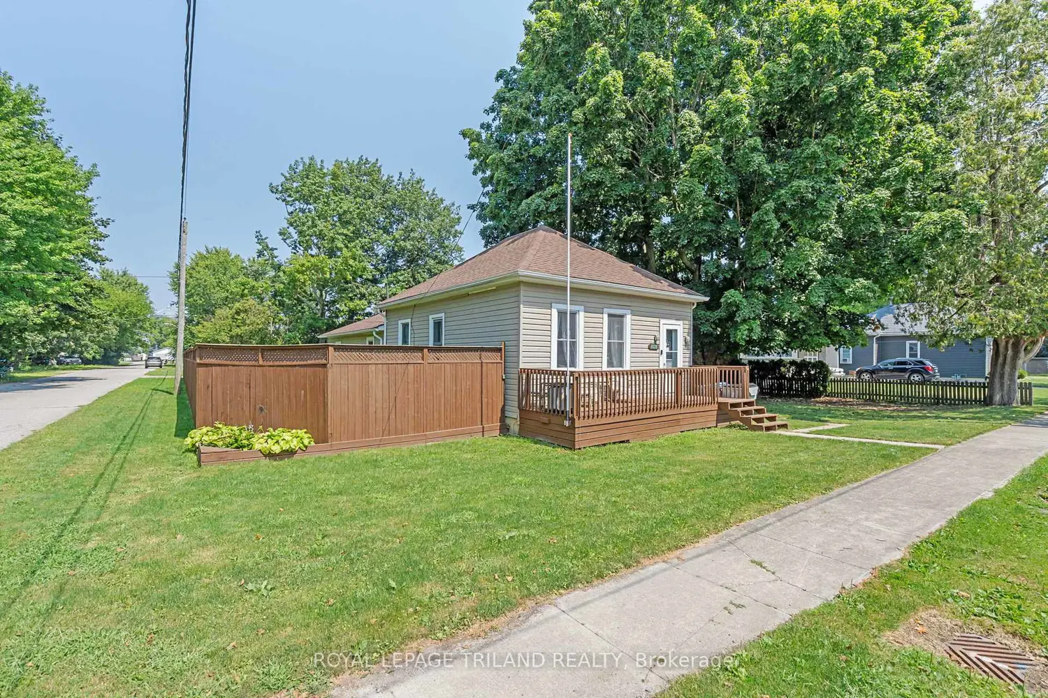 8026 Centre Street photo 2