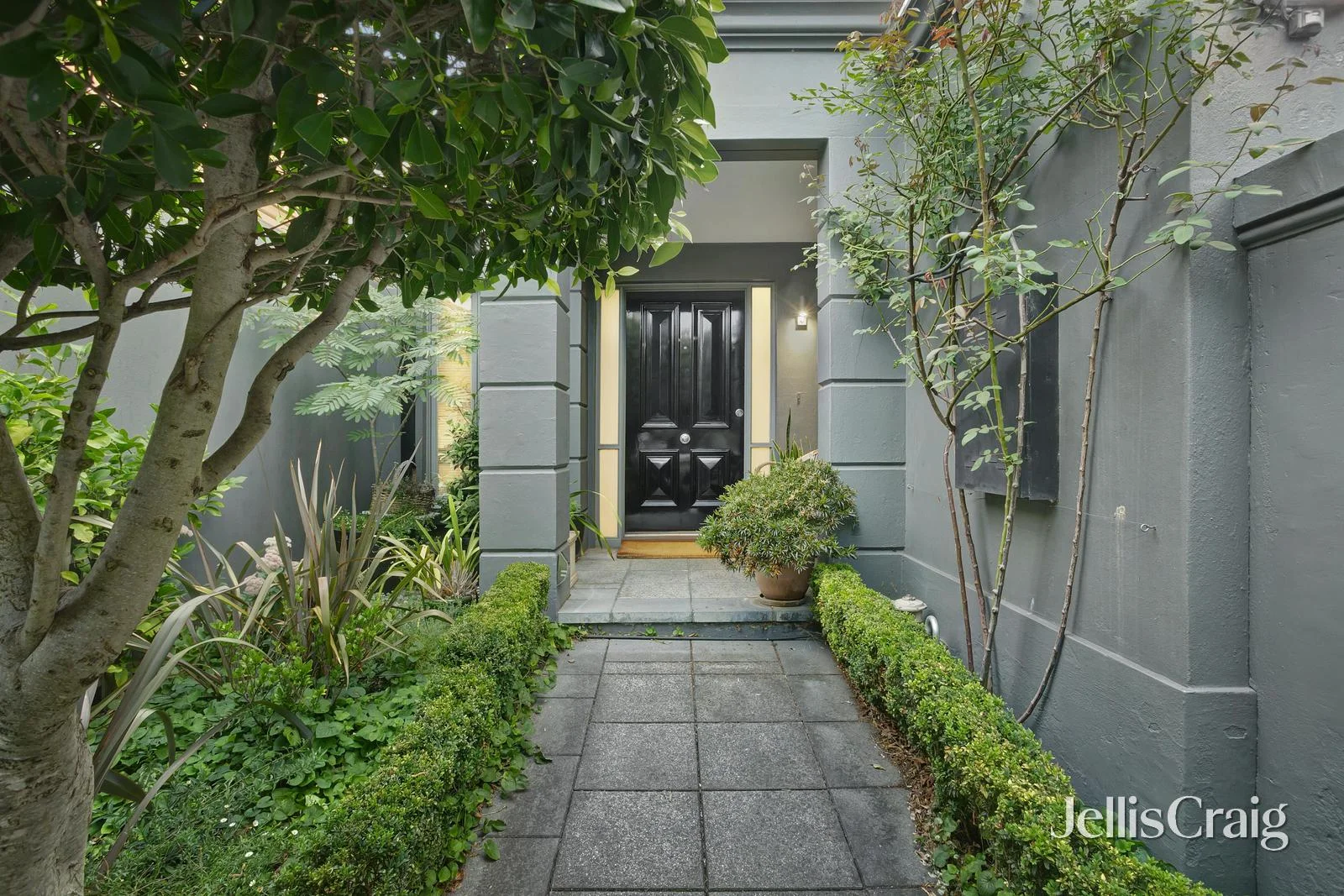 11 Churchill Close, Murrumbeena VIC 3163