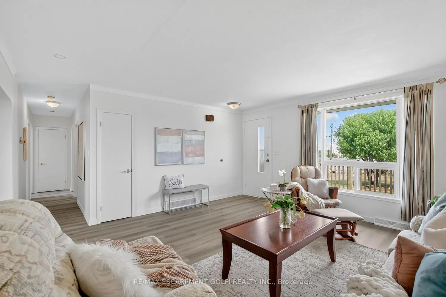 2041 Third Street Louth photo 4