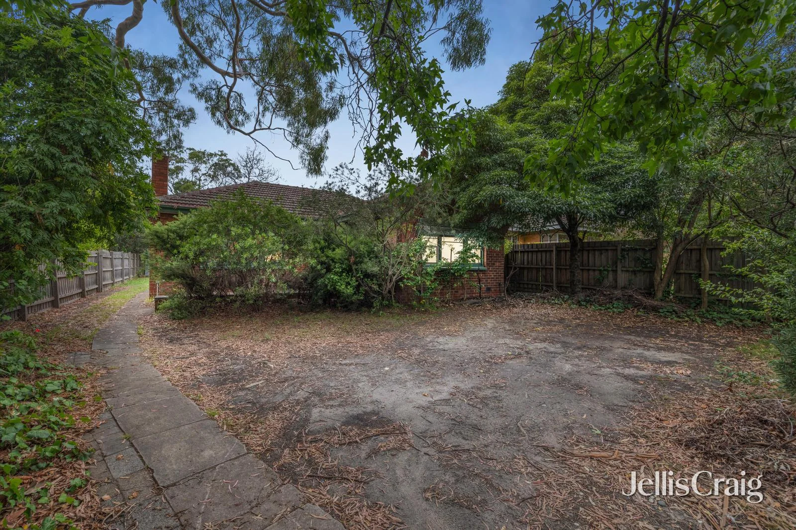 Additional image 2 of 207 Whitehorse Road, Blackburn VIC 3130
