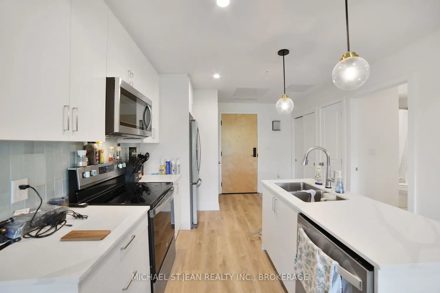 Additional image 11 of 121 Mary Street 402