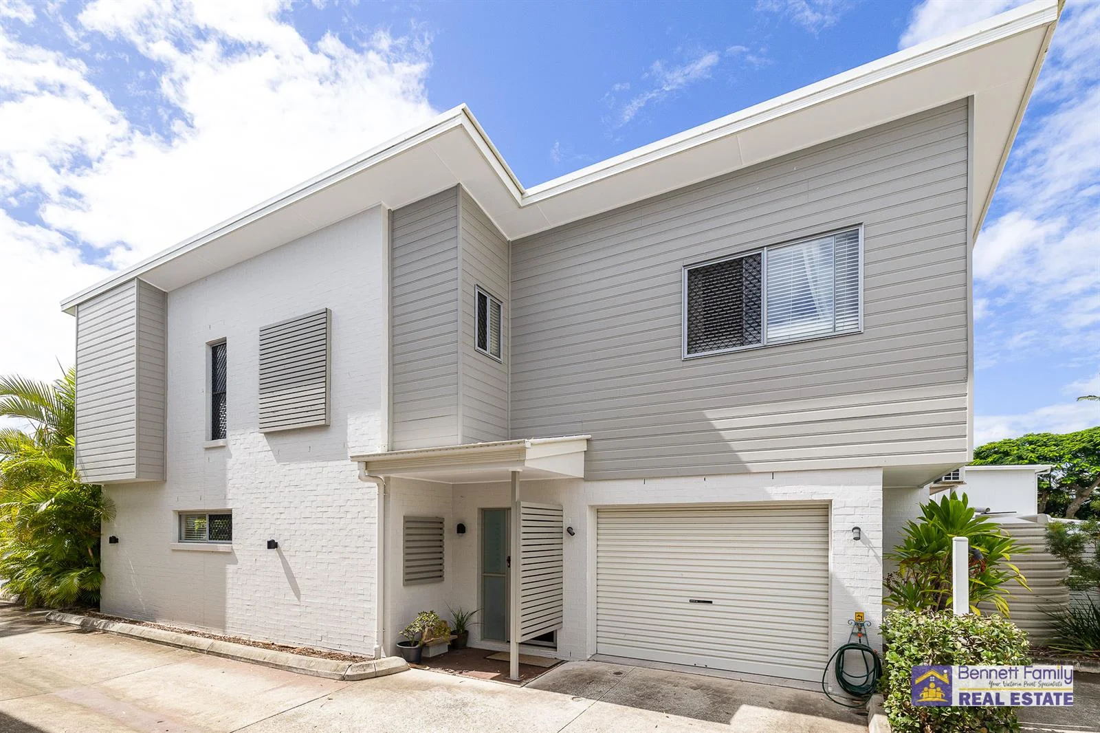 2/4 Moore Street, Victoria Point QLD 4165