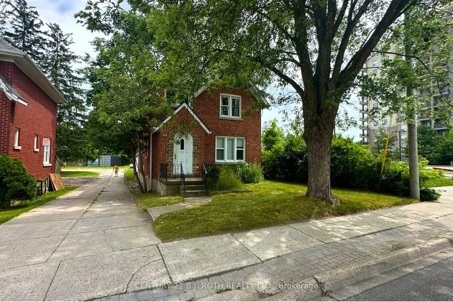 Additional image 9 of 205-209 Erb Street