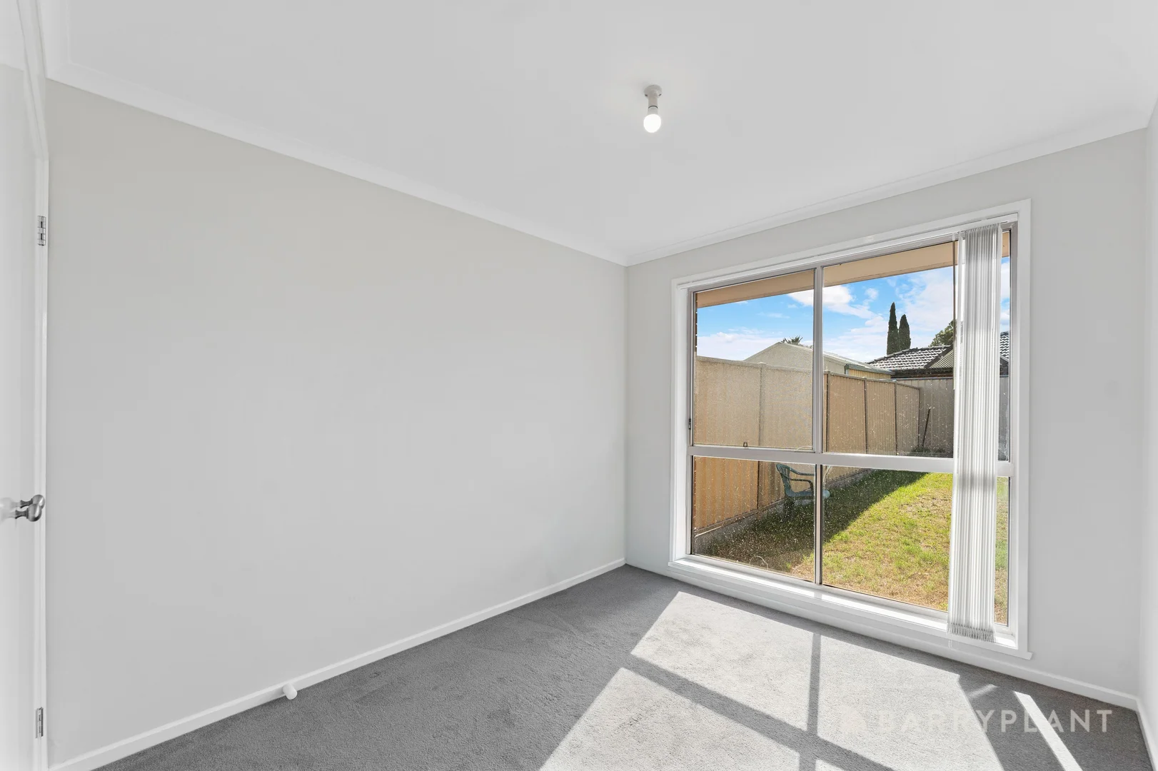 Additional image 10 of 2/52 Currunghi Court, St Albans VIC 3021