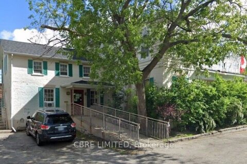 450 Rustic Road, Toronto, ON, M6L 1W9 photo 3