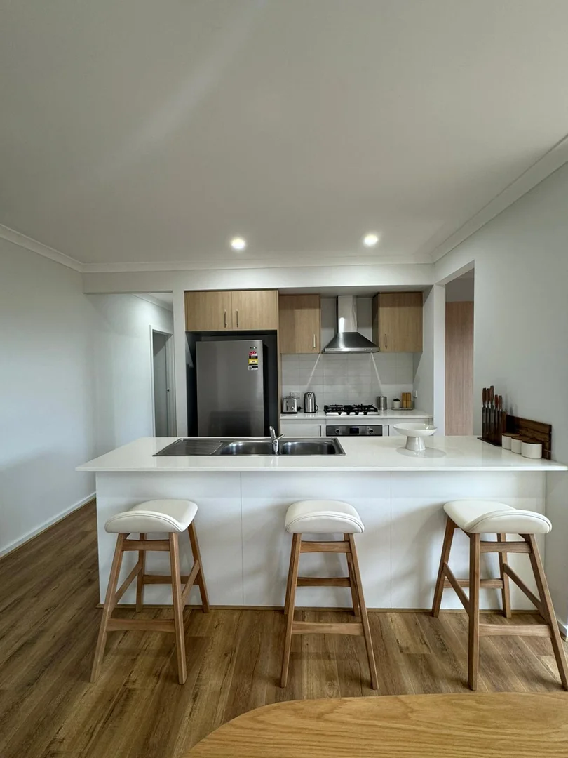 Additional image 2 of 1/53 Pyrus Crescent, Mickleham VIC 3064