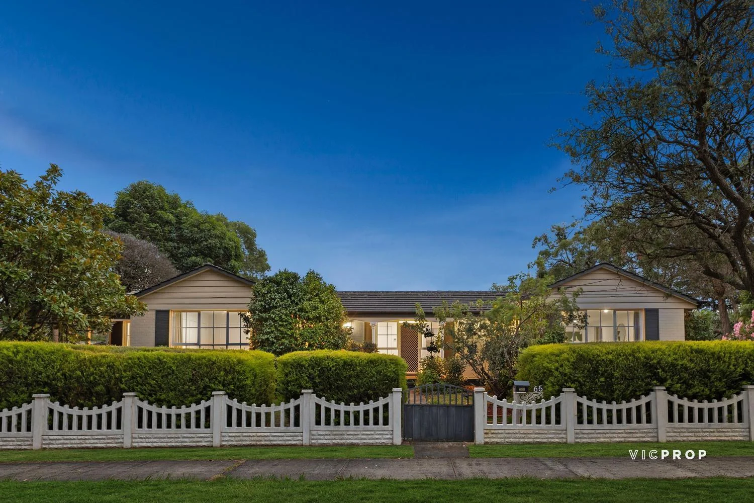 65 Greenaway Drive, Ferntree Gully VIC 3156