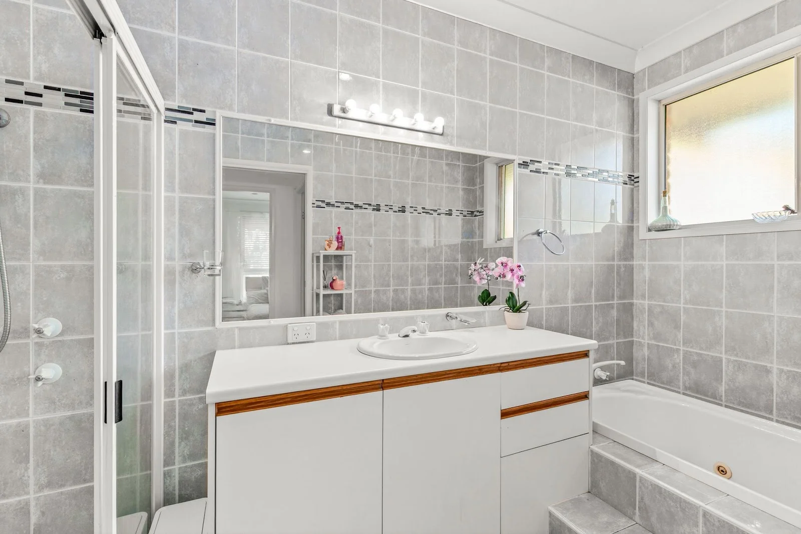 Additional image 8 of 1 Emerald Heights Drive, Emerald Beach NSW 2456